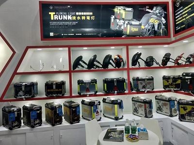 honda trunk motorcycle Shenglin aluminum boxes on worldwide exhibition booth001